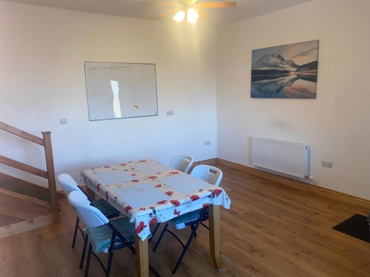 Вілла Connemara Chalet Голвей Екстер'єр фото
