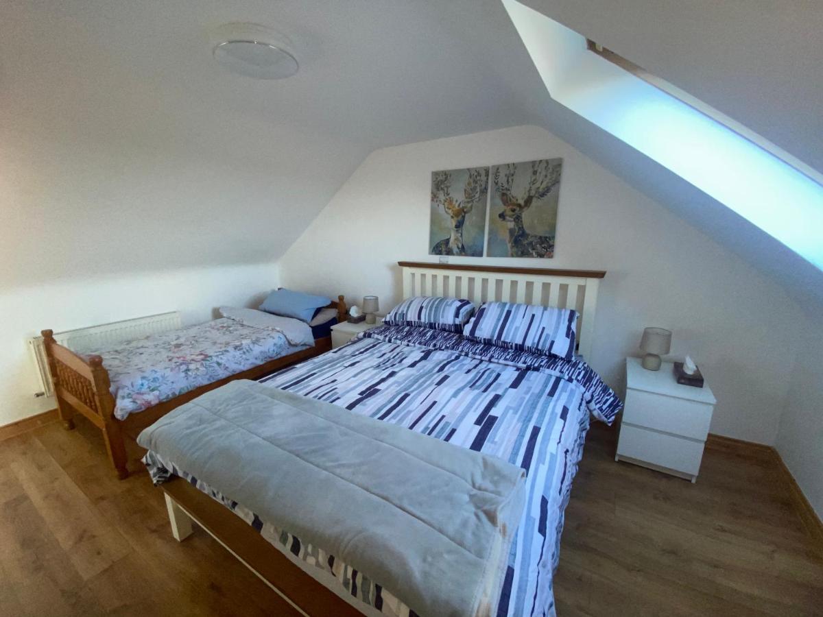 Вілла Connemara Chalet Голвей Екстер'єр фото